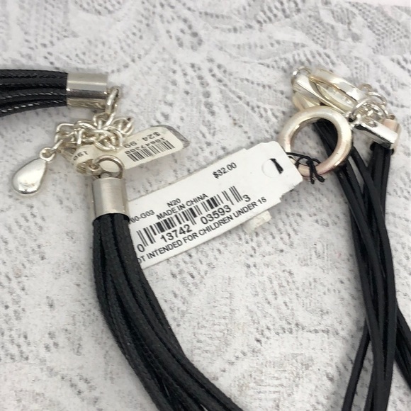 New modernist style geometric hammered circles statement look necklaces bundle. - Picture 4 of 6